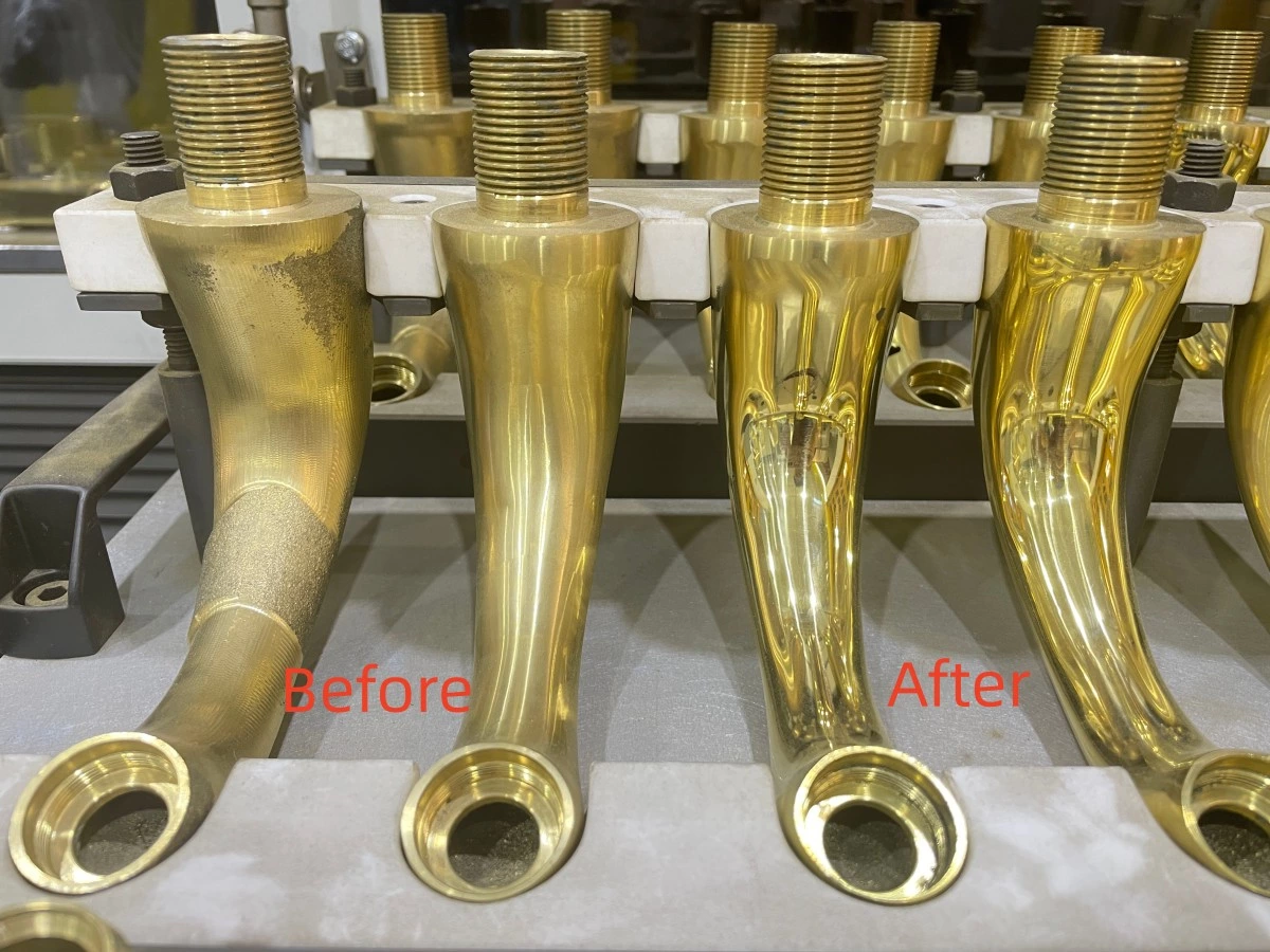 Metal component before and after robotic belt grinding